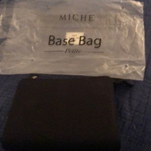 Miche Petite bag base